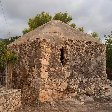 בית כפרי Floreika By The Sea Skinária