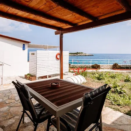 Floreika By The Sea Kır Evi Skinária