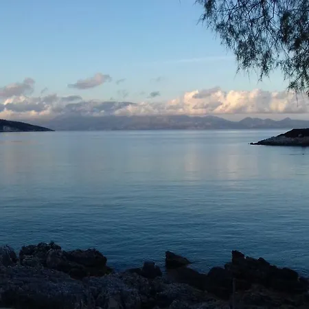 Floreika By The Sea *