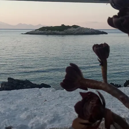 Kır Evi Floreika By The Sea Skinária