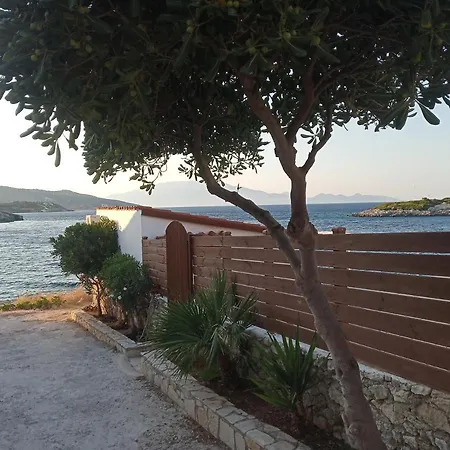 Floreika By The Sea Country house Skinaria