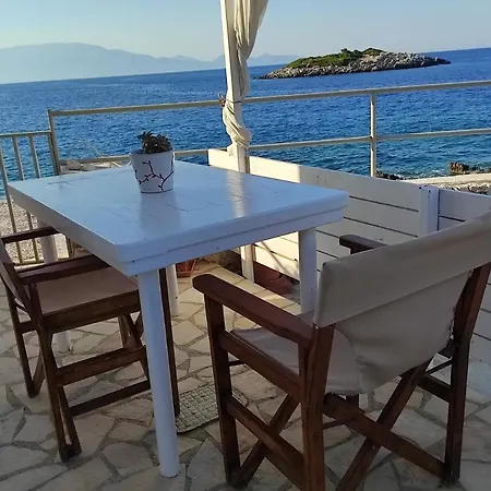 Floreika By The Sea Kır Evi Skinária